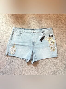 Stitch Star Floral Embroidered Denim Shorts